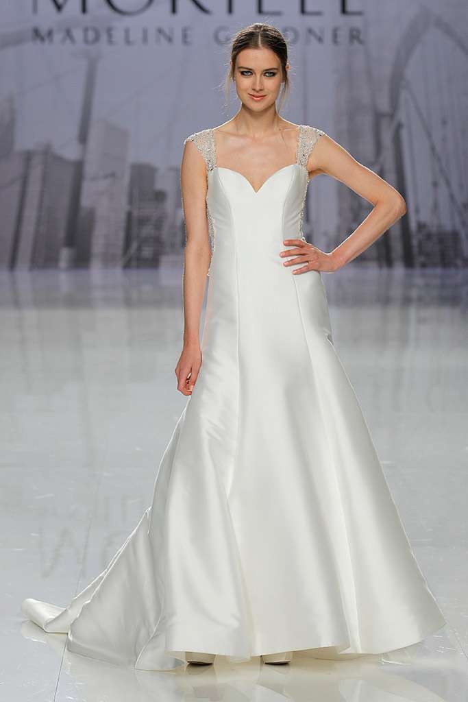 Abito da sposa in seta Morilee