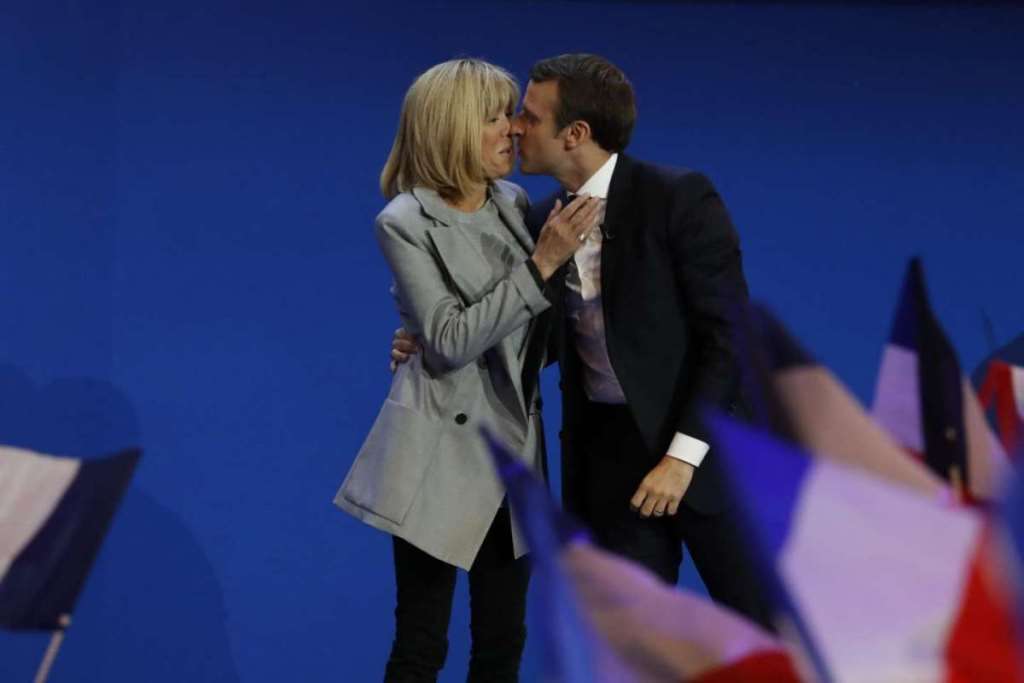 BRIGITTE TROGNEUX ED EMMANUEL MACRON