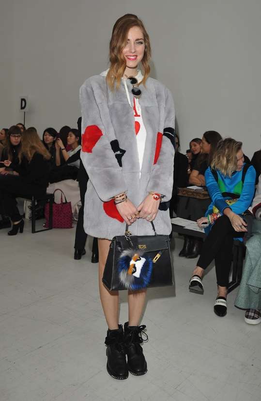 Chiara Ferragni con pelliccia MSGM