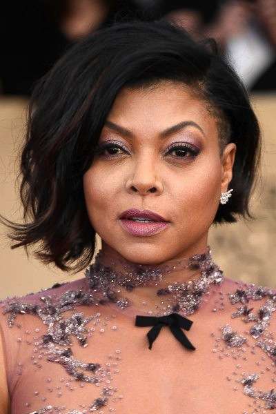 Il caschetto mosso corto di Taraji P Henson