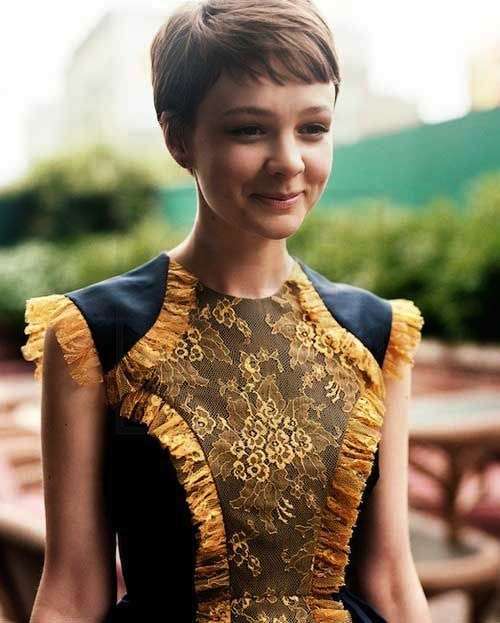 Il pixie cut con frangetta di Carey Mulligan