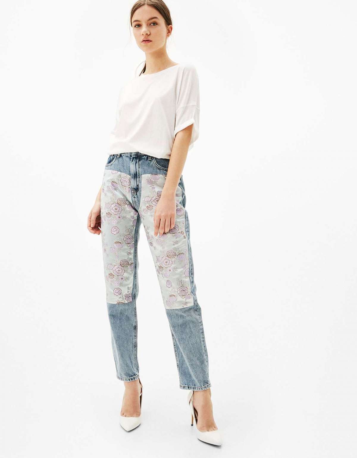 Mom jeans stampati Bershka