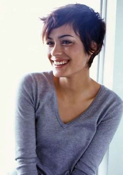 Pixie cut scalato