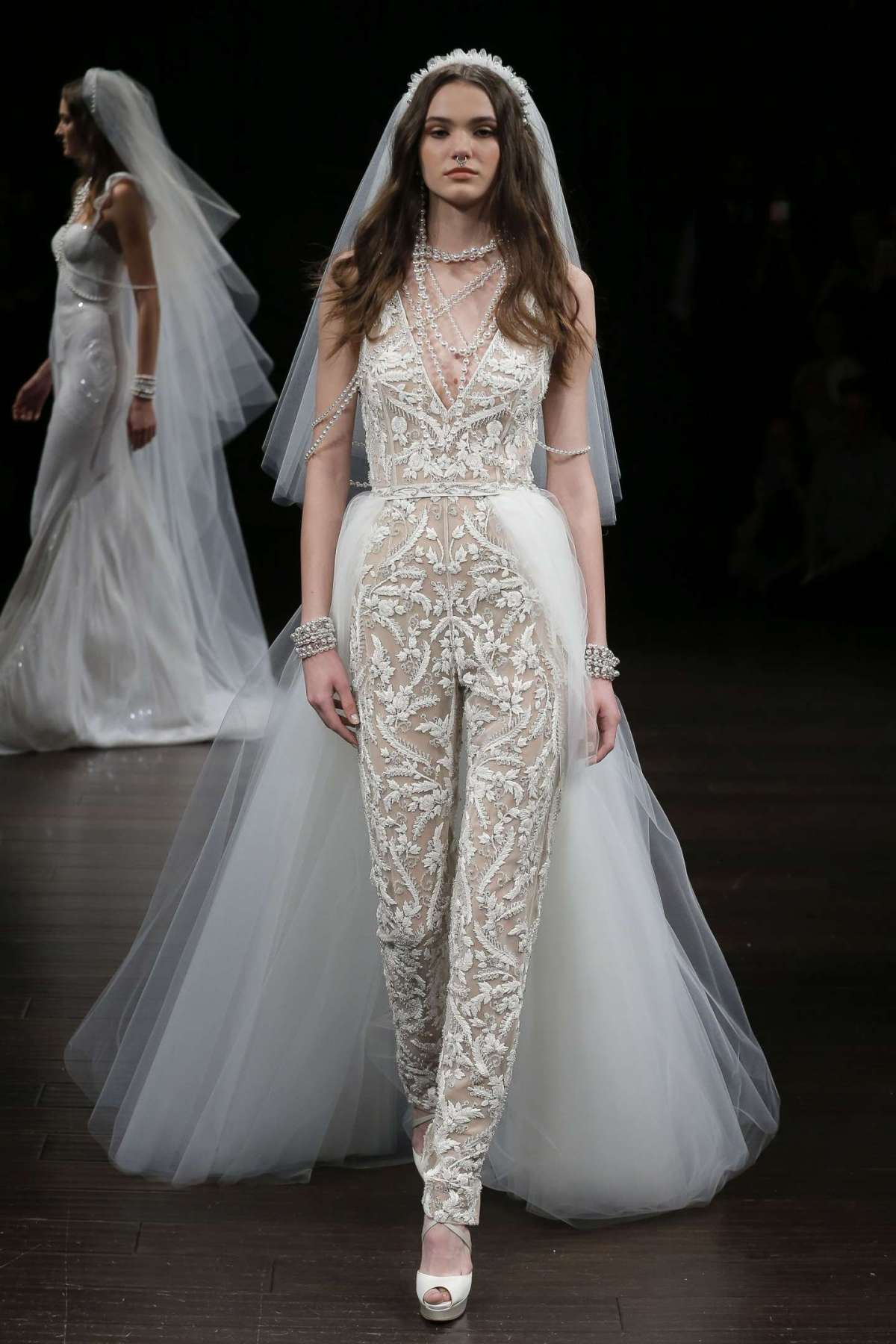 Jumpsuit da sposa Naeem Khan