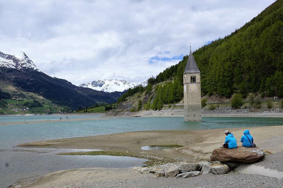 Lago di Resia in Trentino-Alto Adige