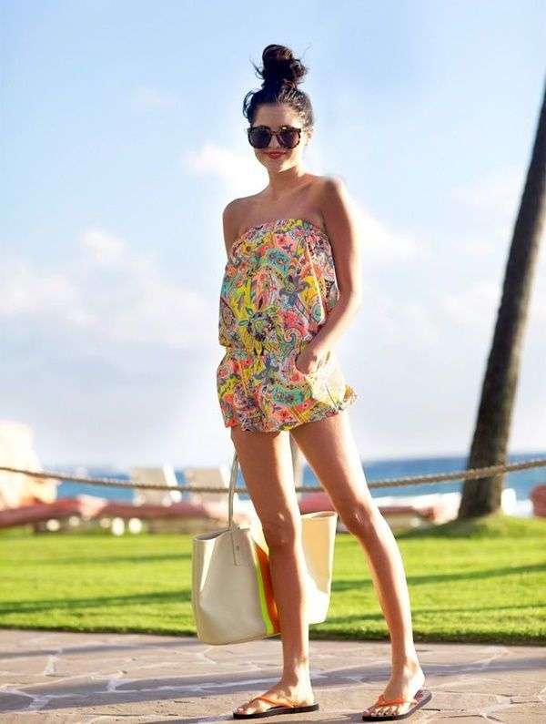 Playsuit e sandali bassi