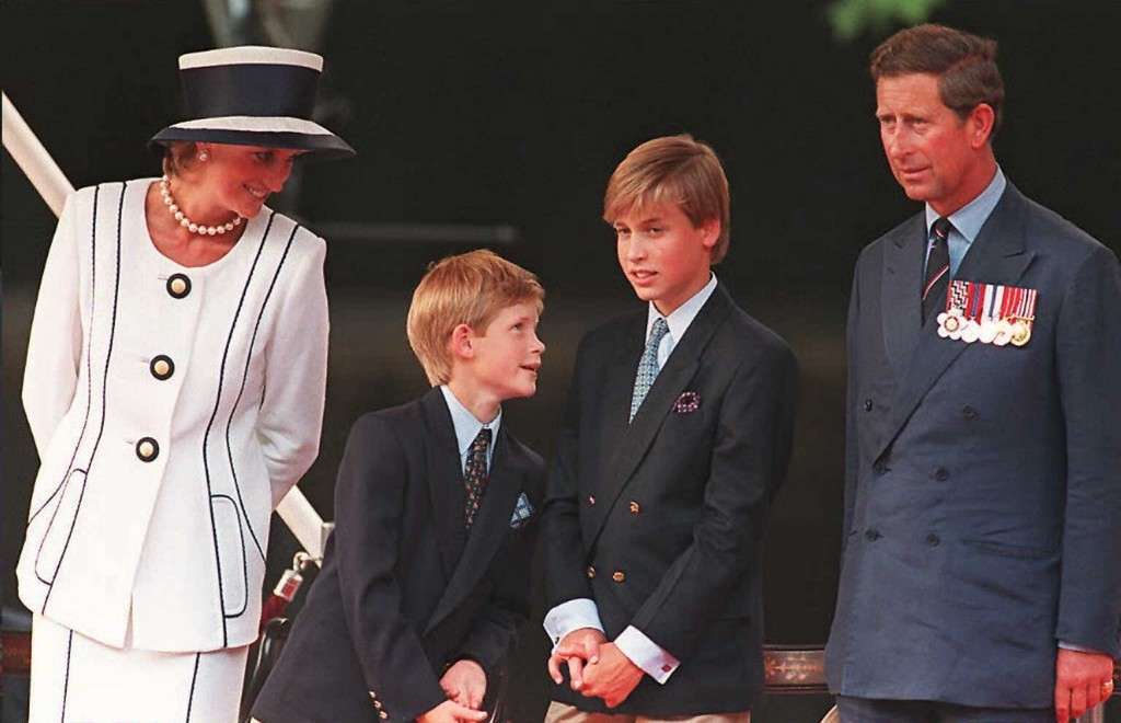 Carlo e Diana con i figli