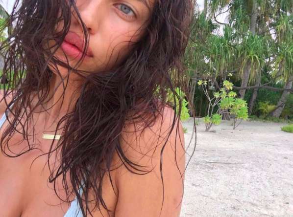 Irina Shayk senza trucco