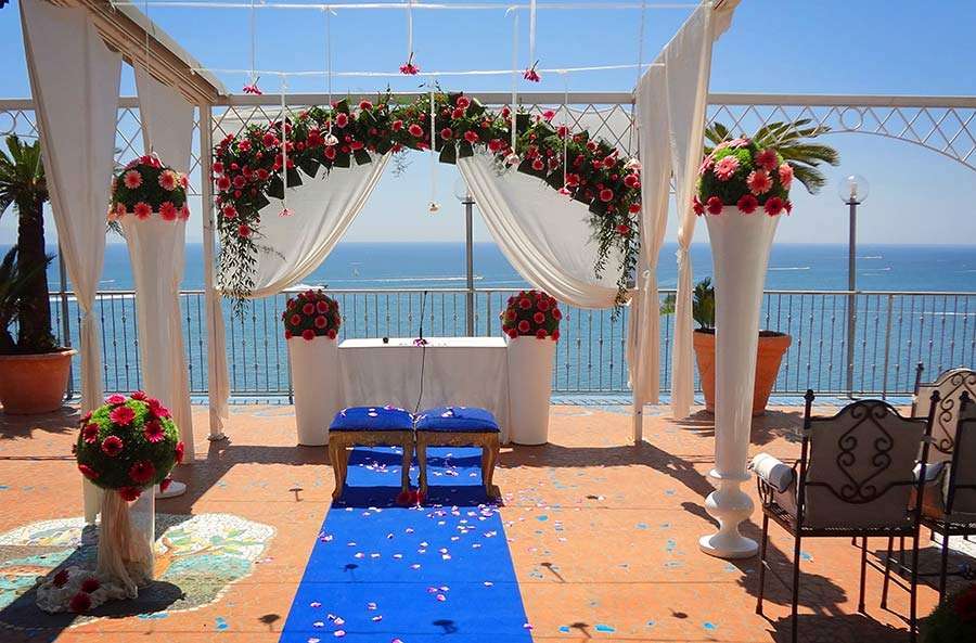 Lloyd’s Baia Hotel per un matrimonio vista mare sulla Costiera Amalfitana