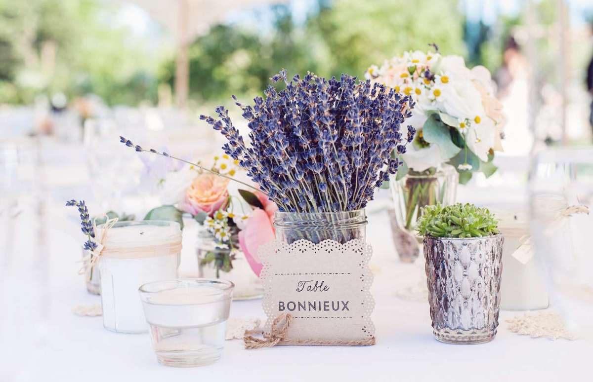 Centrotavola bon ton con lavanda