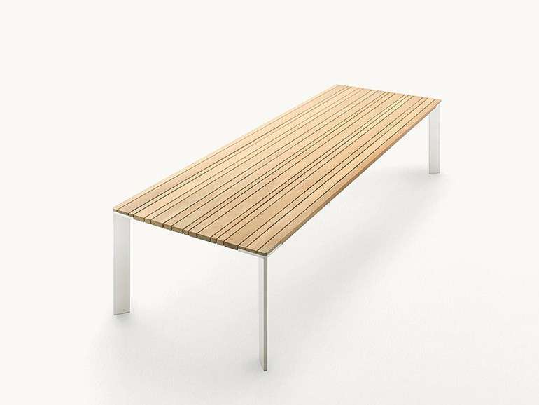 Tavolo di Paola Lenti