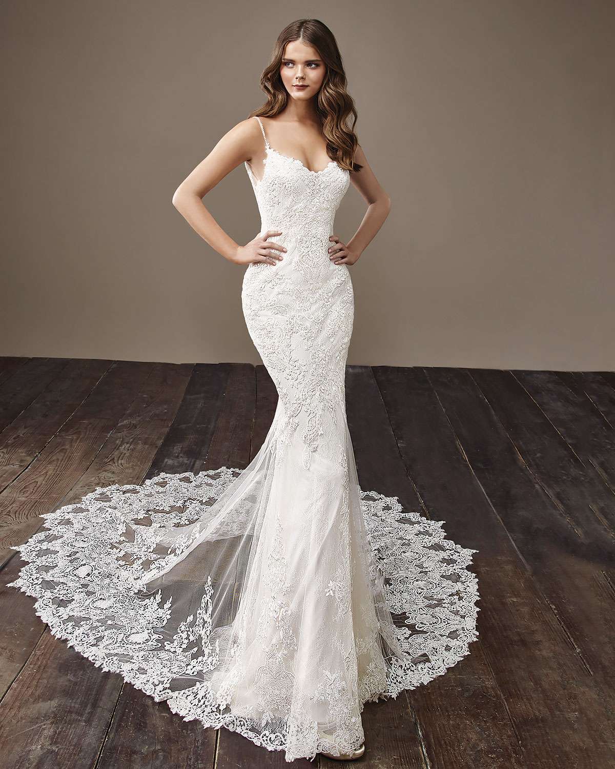 Abito da sposa a sirena in pizzo Badgley Mischka