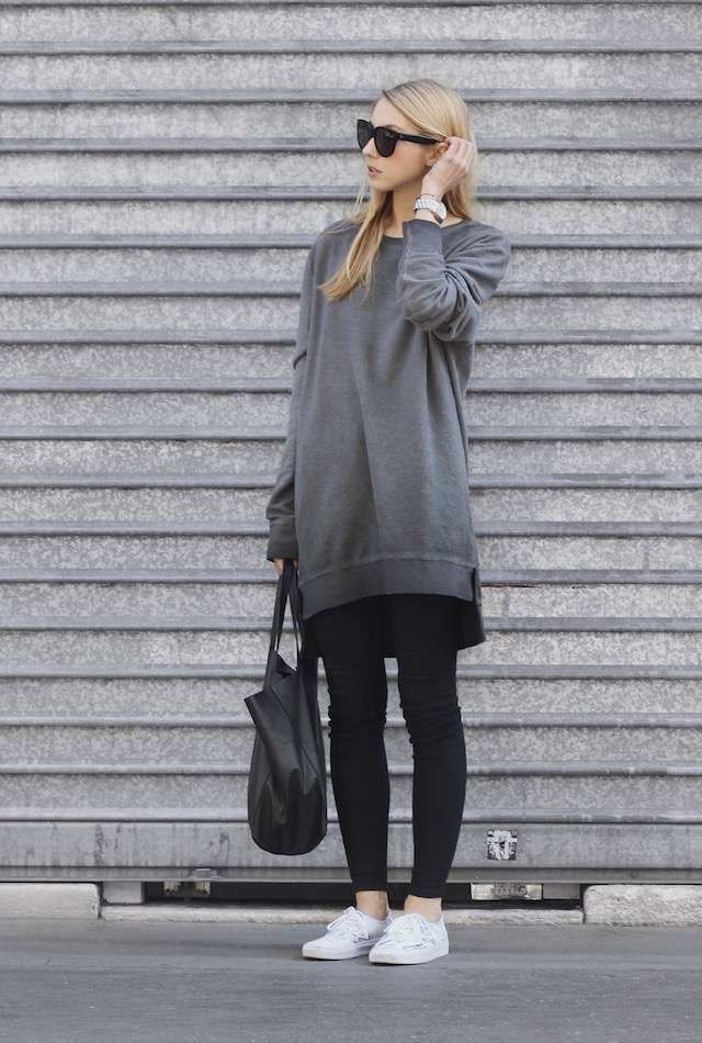 Felpa oversize e leggings