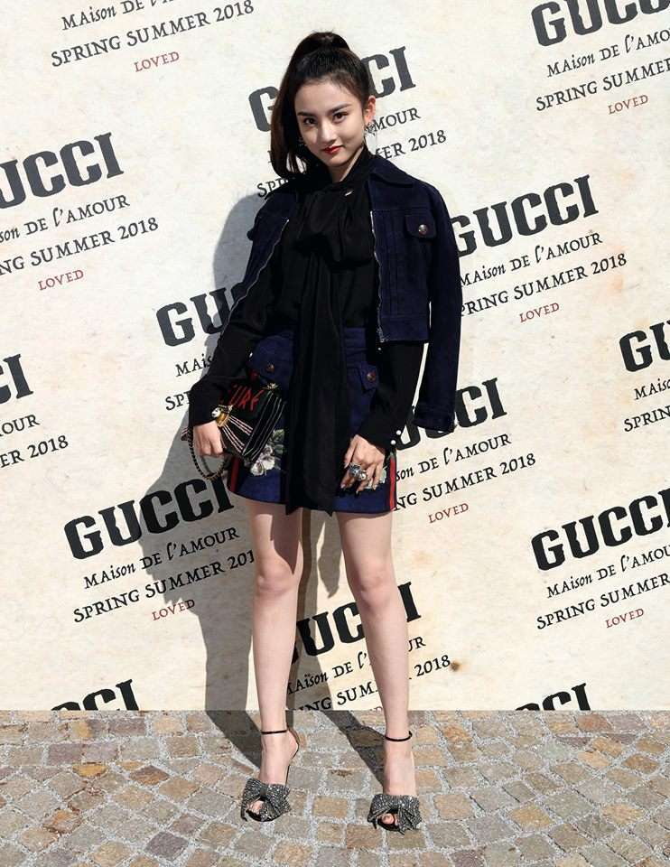 L'attrice Song Zuer da Gucci