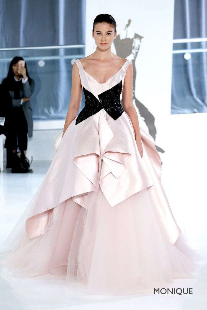 Abito da sposa rosa e nero Peter Langner