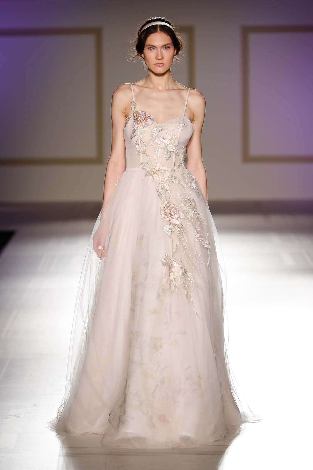 Abito da sposa rosa in tulle Blumarine