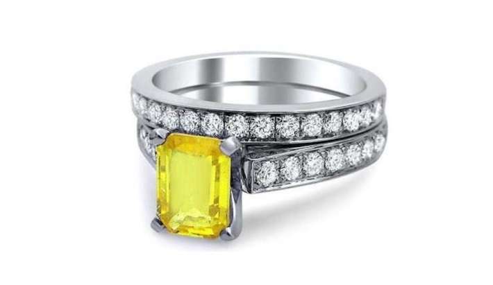 Anello con zaffiro giallo e diamanti Front Jewelers