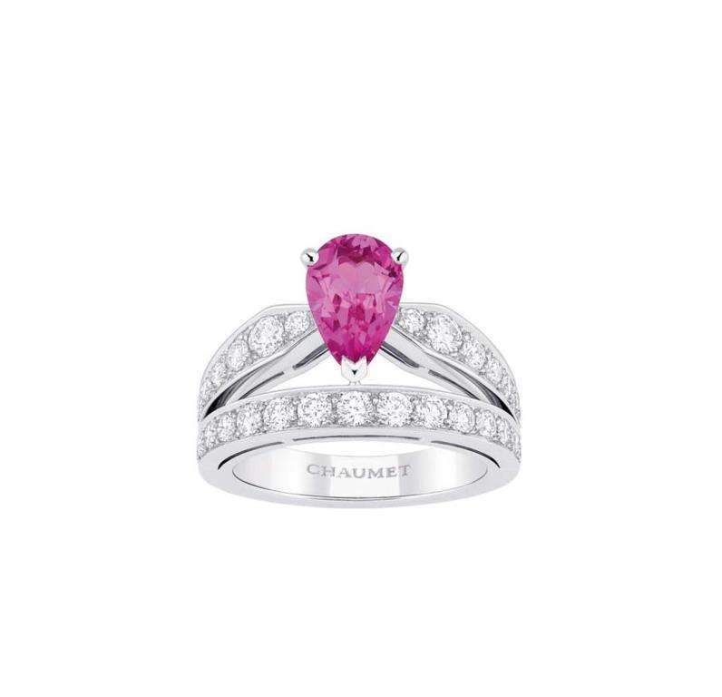 Anello di fidanzamento con zaffiro rosa e diamanti Chaumet