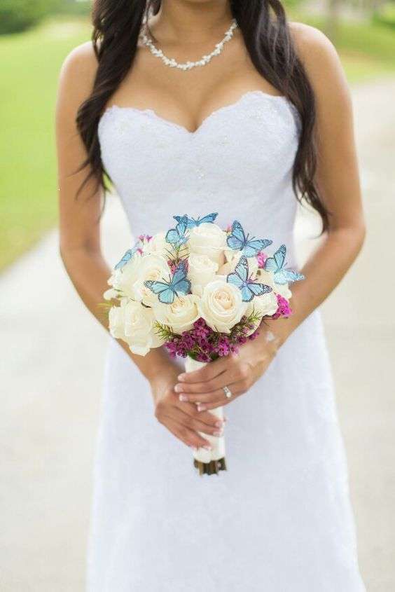 Bouquet nuziale con farfalle