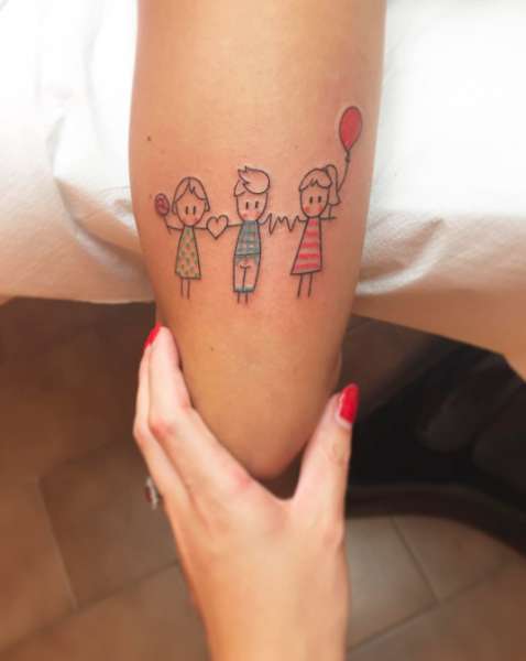 Tatuaggio bambini stilizzati
