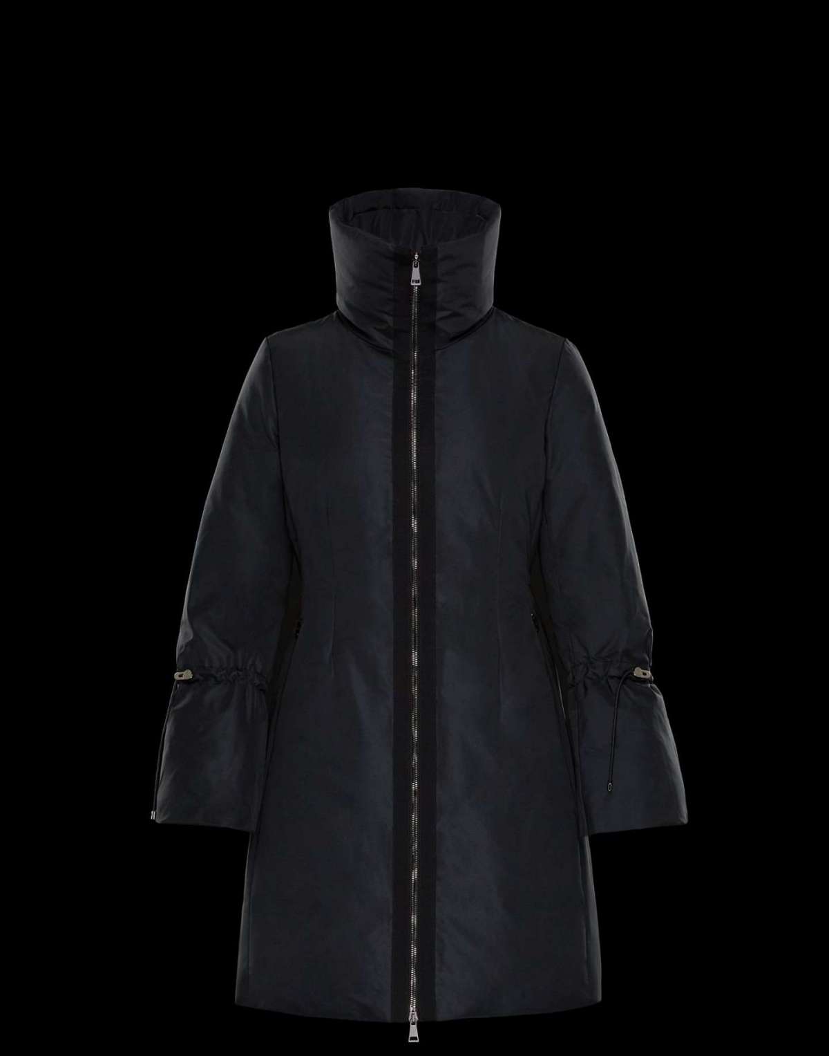 Piumino lungo elegante Moncler