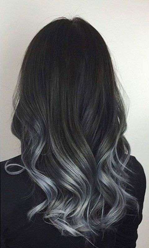 Shatush capelli scuri in grigio e blu