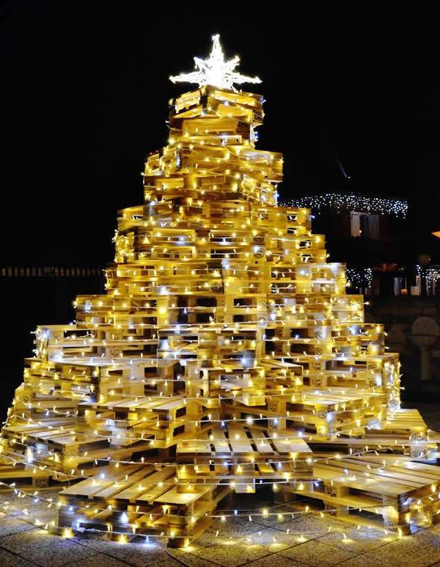 Albero di Natale fai da te con i pallet