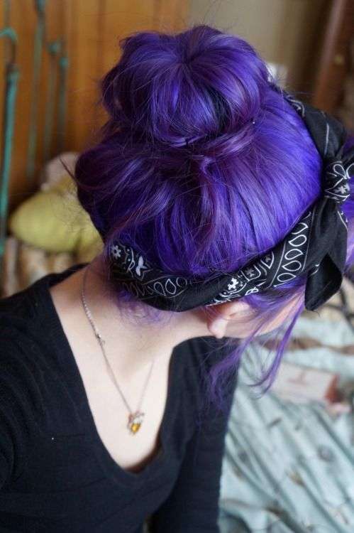 Capelli Ultra Violet raccolti