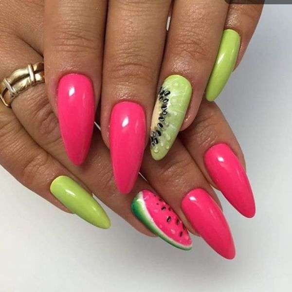 Unghie gel estive con nail art anguria e kiwi