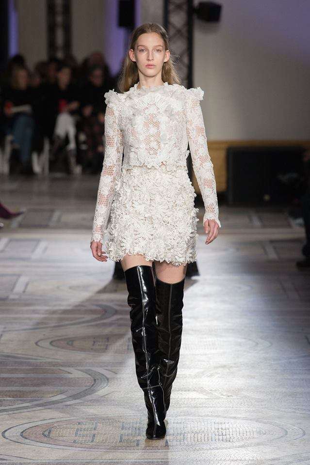 Abito da sposa corto Giambattista Valli