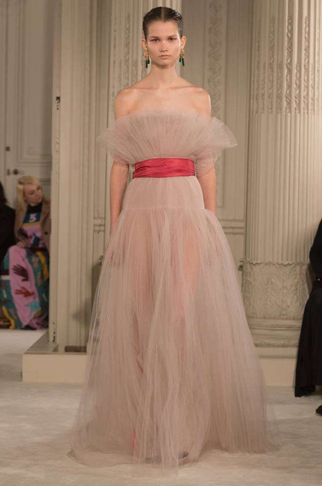 Abito in tulle cipria Valentino