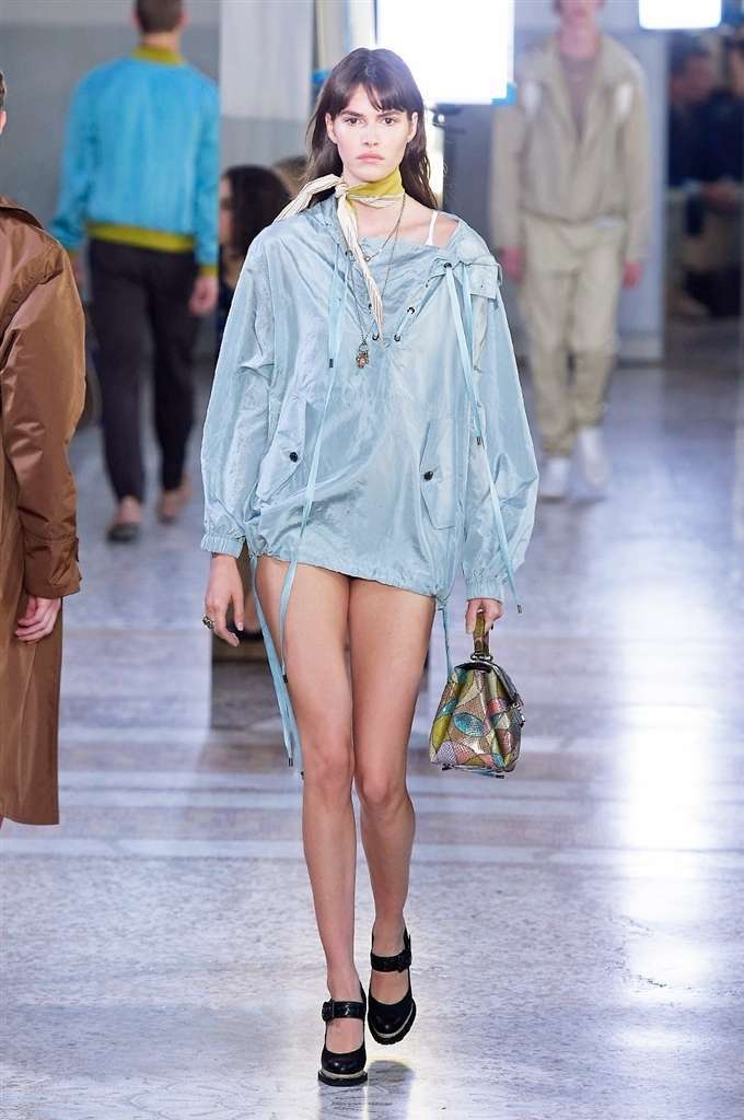 Look sporty chic Bottega Veneta