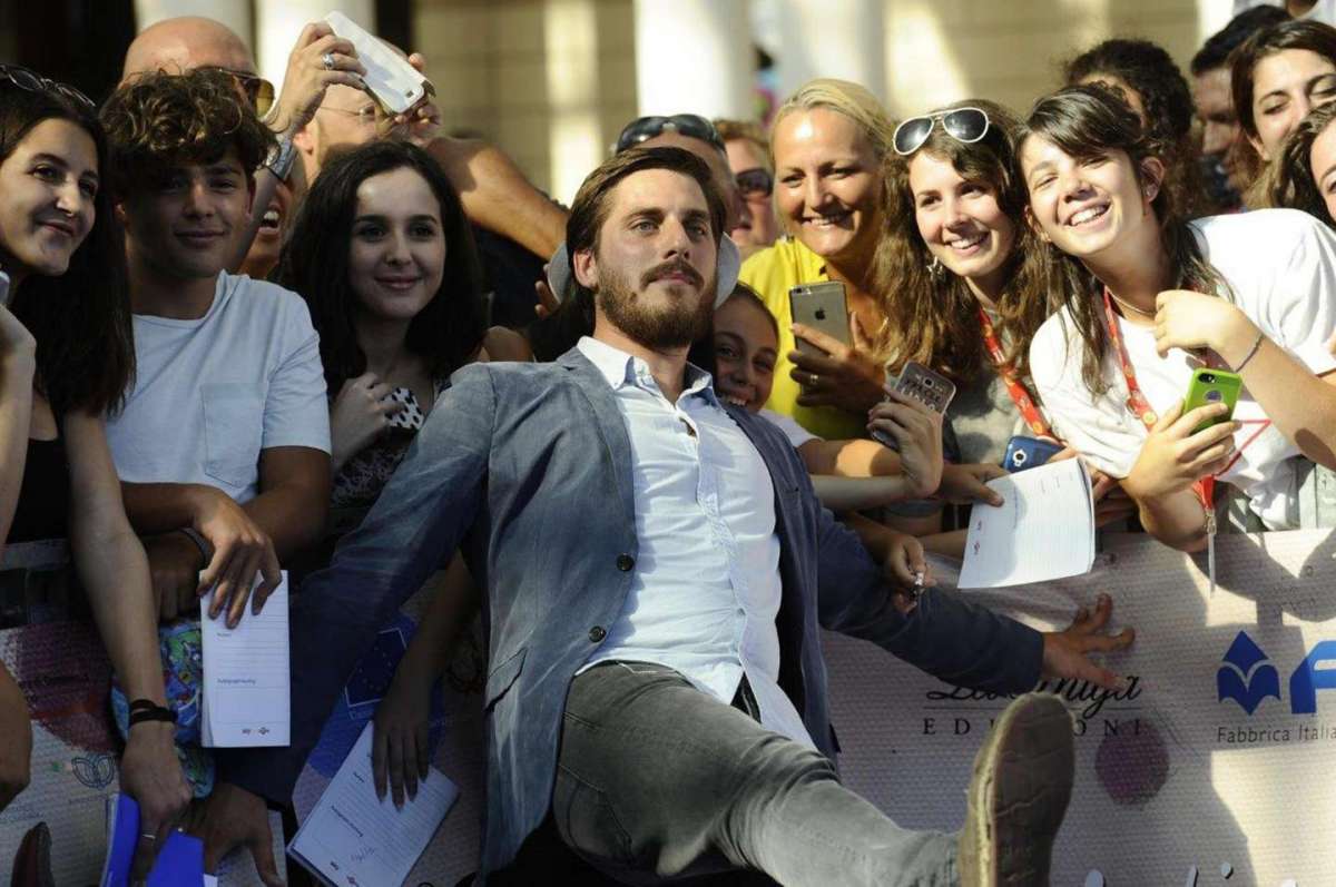 Bagno di folla per Luca Marinelli al GFF