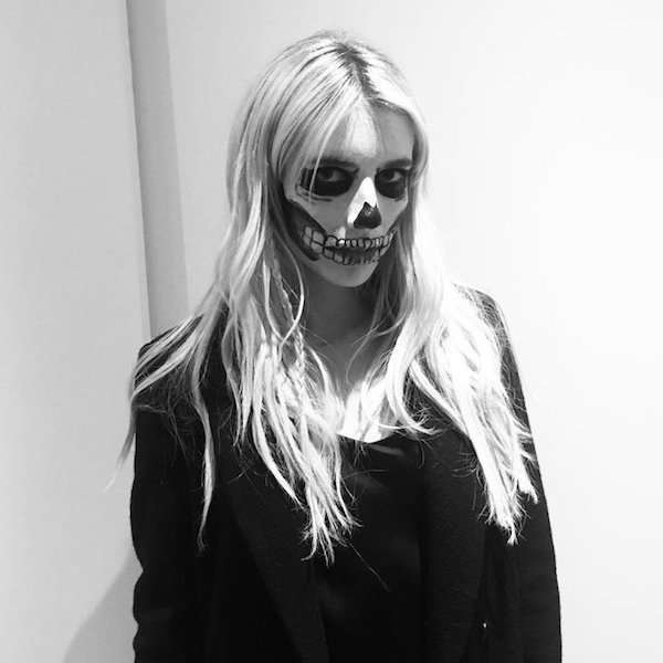 Emma Roberts con trucco zombie