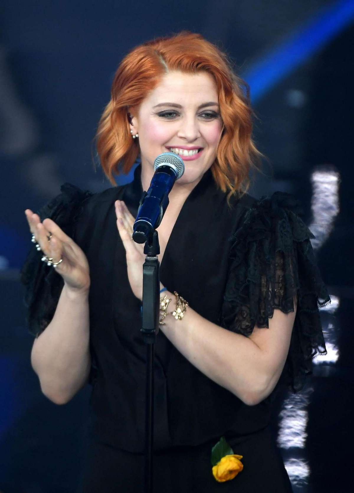 Il dettaglio del look di Noemi