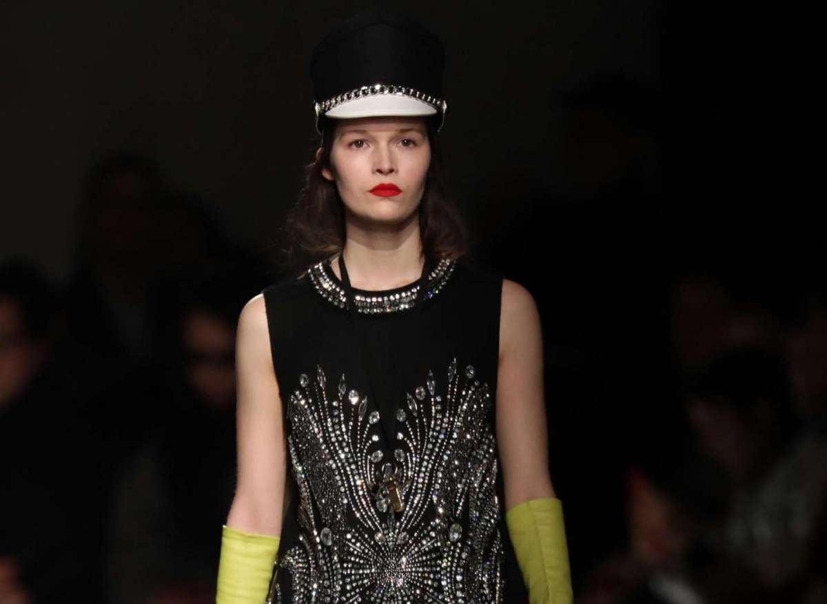 Il trionfo del rossetto rosso da N21