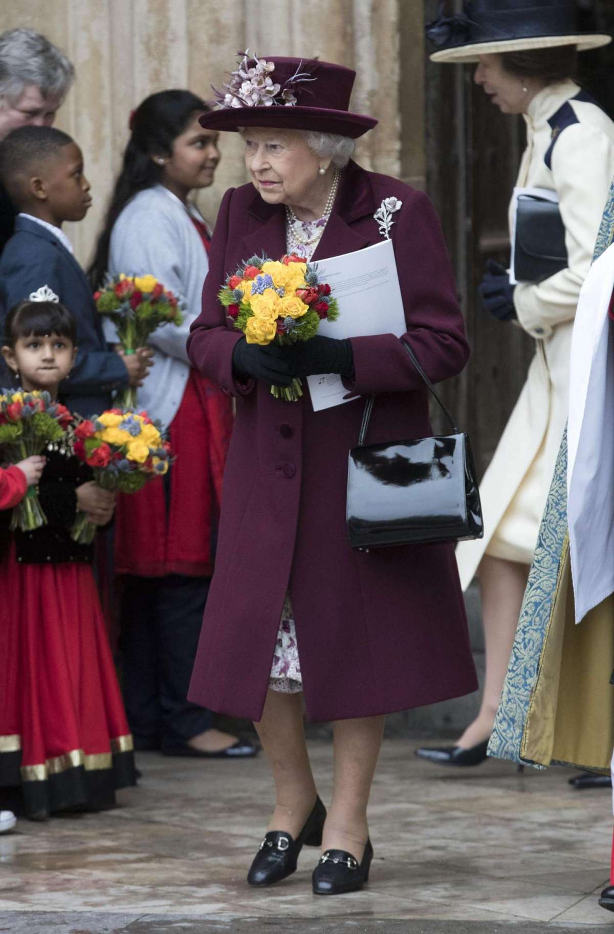 Lo stile senza tempo della regina Elisabetta