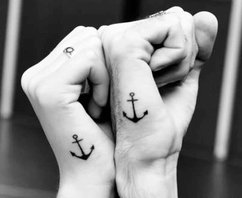 Tatuaggio di coppia con ancora