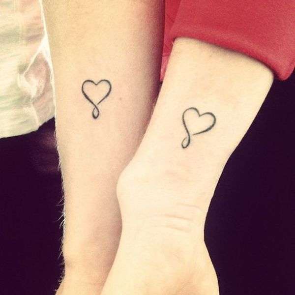 Tatuaggio di coppia cuore