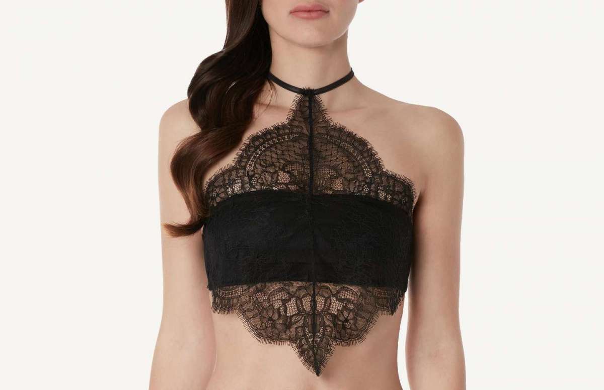 Top bra in pizzo nero Intimissimi a 35,90 euro