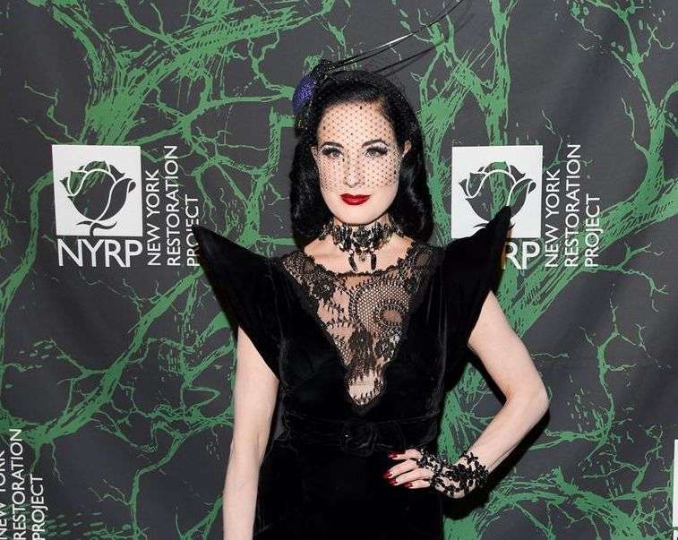 Trucco gotico per Dita Von Teese