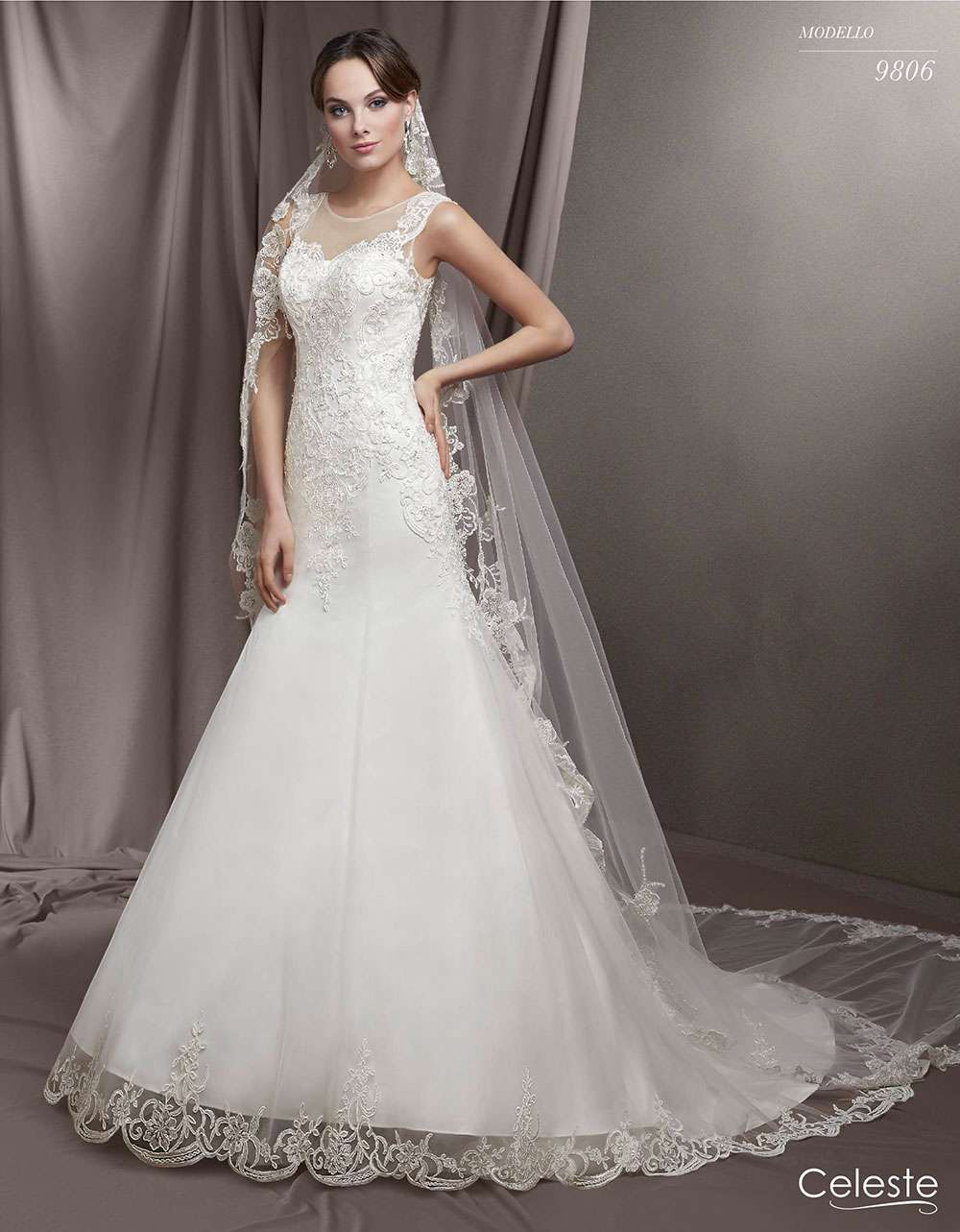 Abito da sposa in pizzo Celeste