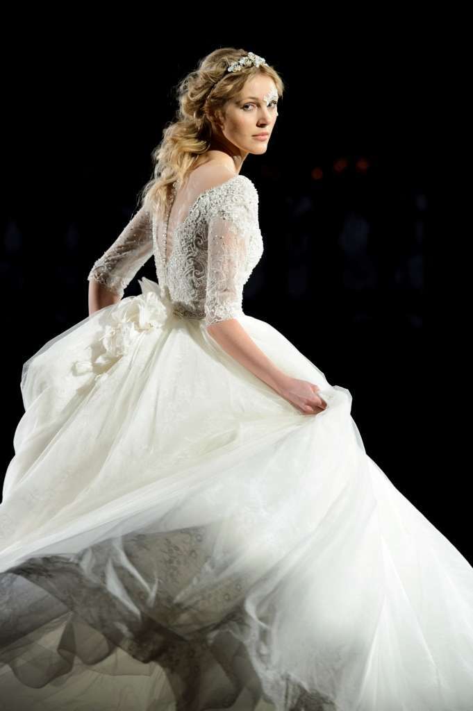 Abito da sposa ricamato Nicole Spose