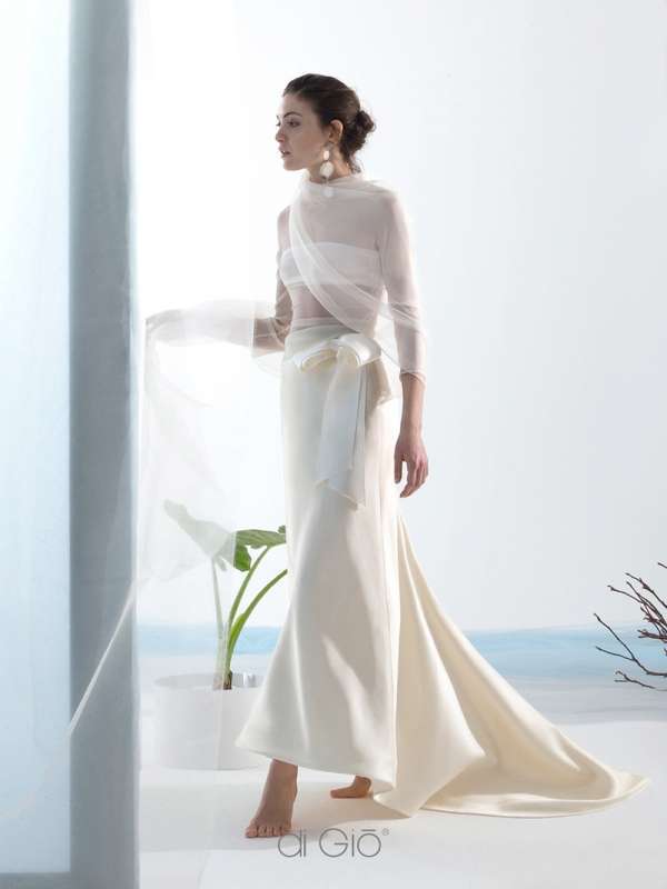 Abito da sposa scivolato in chiffon e mikado di seta Le Spose di Giò