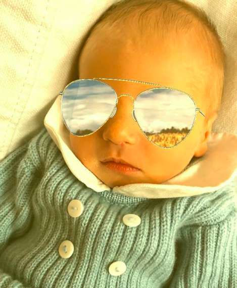 Il piccolo Leone con gli occhiali da sole