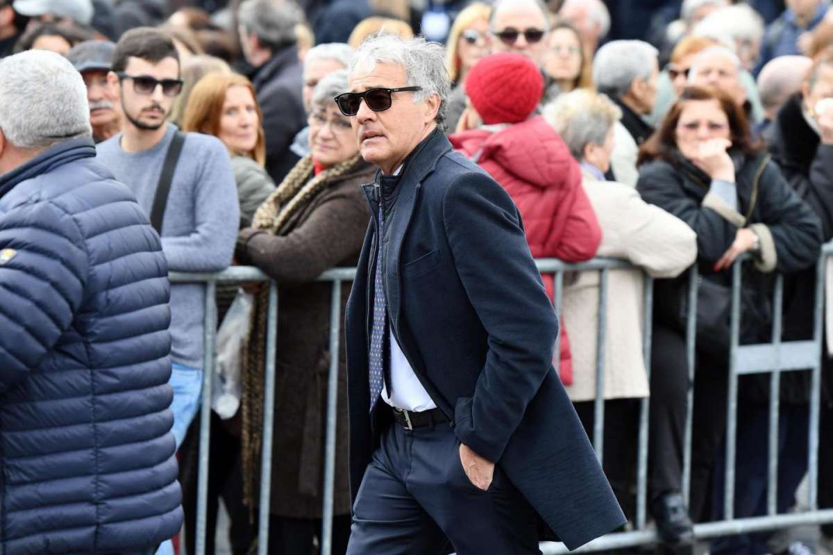 Massimo Giletti arriva ai funerali di Fabrizio Frizzi