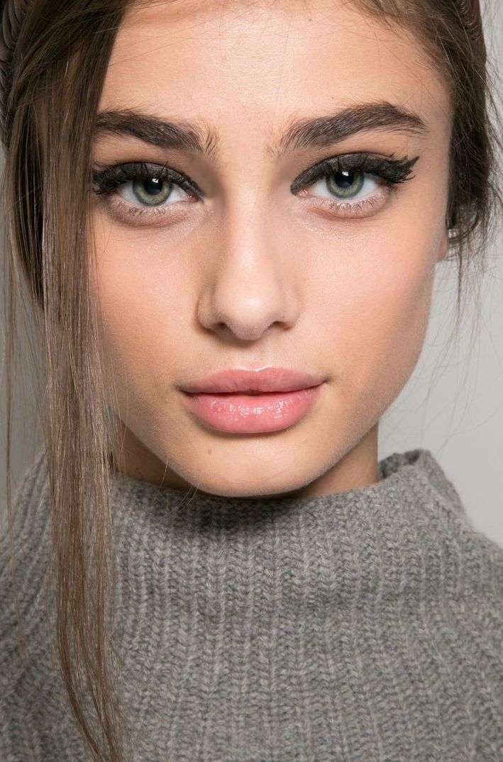 Taylor Hill