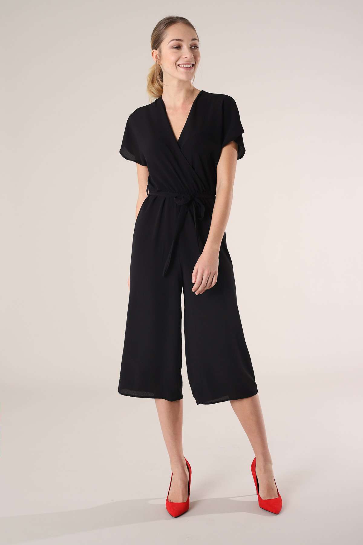 Tuta jumpsuit Terranova al prezzo di 25,99 euro