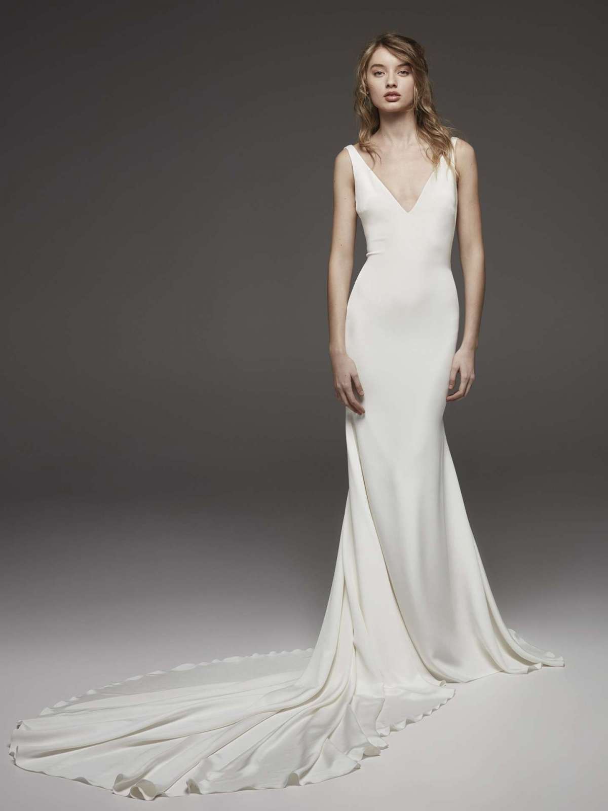 Abito da sposa a sirena in crepe Atelier Pronovias