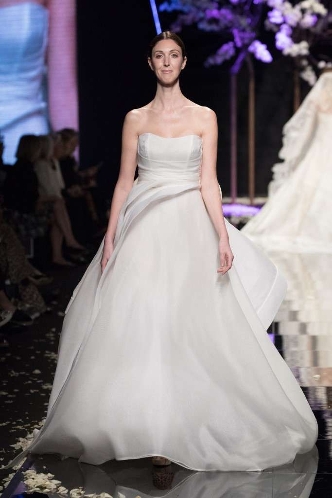 Abito da sposa ampio Antonio Riva